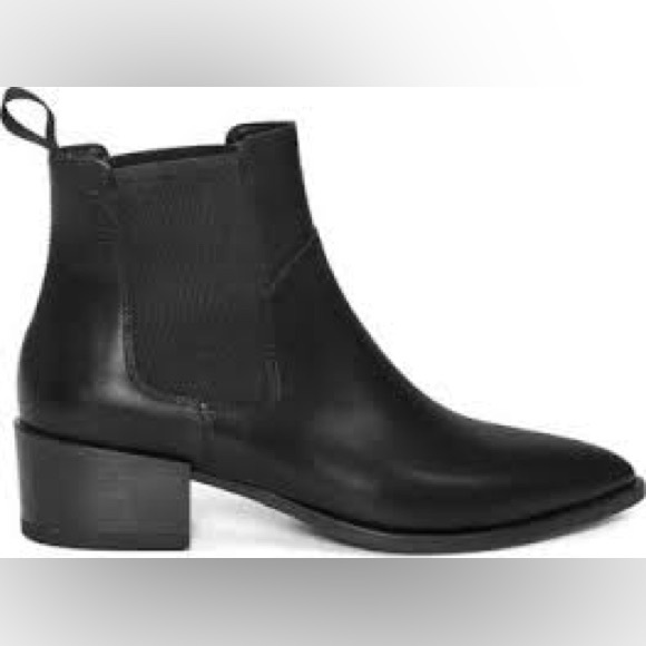 Vagabond black leather ankle boots / booties with low block heel size EU 40 - Picture 2 of 4